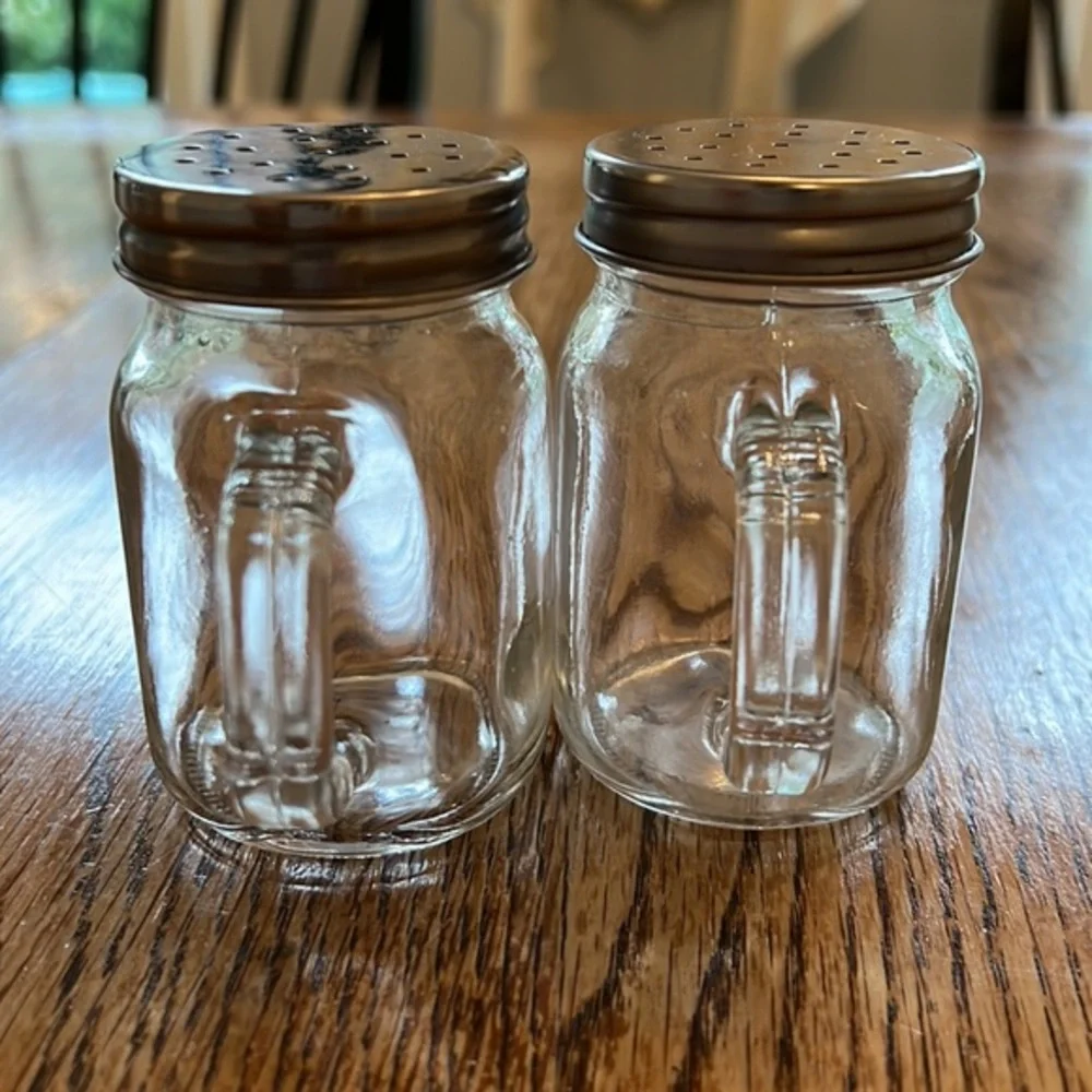 MASON JAR WITH HANDLES SALT AND PEPPER SHAKERS